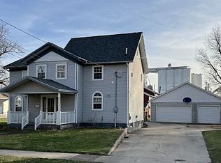 503 NW 1st St, Galva, IL 61434
