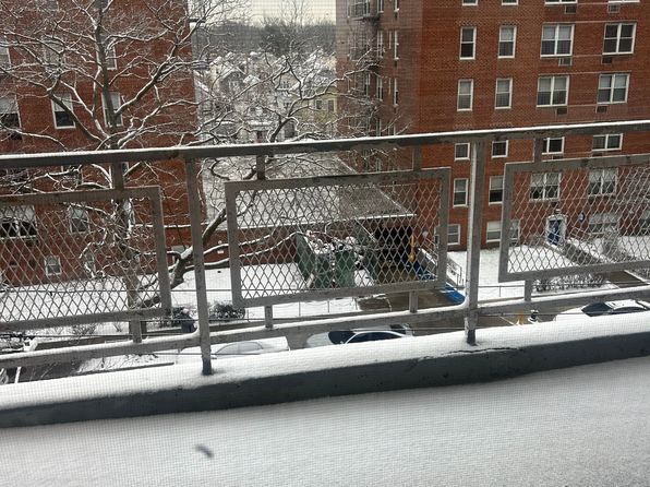 3310 Nostrand Ave APT 411