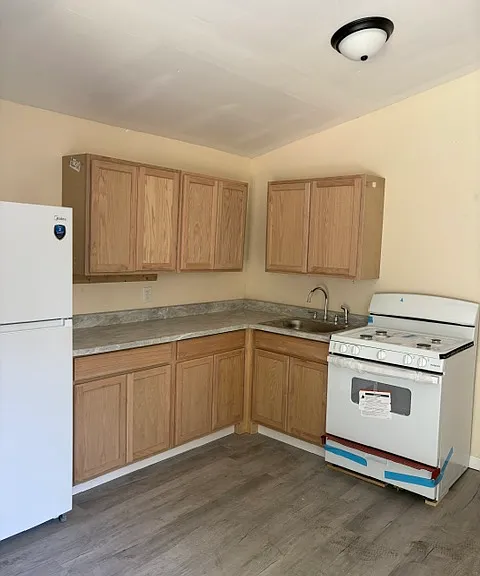 114 E Walnut Ave — Photo 7