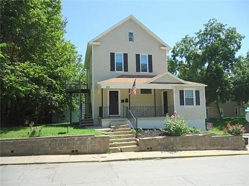 211 S. Kansas City Ave., Excelsior Spri — Photo 3