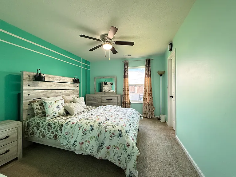 899 Briarstone Dr — Photo 18