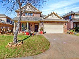 704 Crestridge Cir, Euless, TX 76040