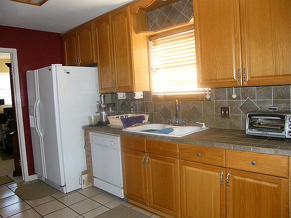 5th image of 6031 Golden Forest Dr
