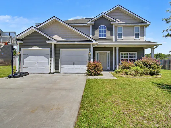 390 Fairview Cir, Hinesville, GA 31313