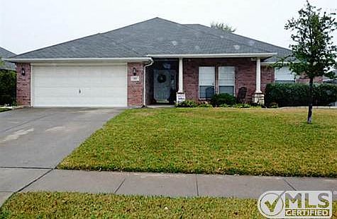 1st image of 325 Bicole Dr
