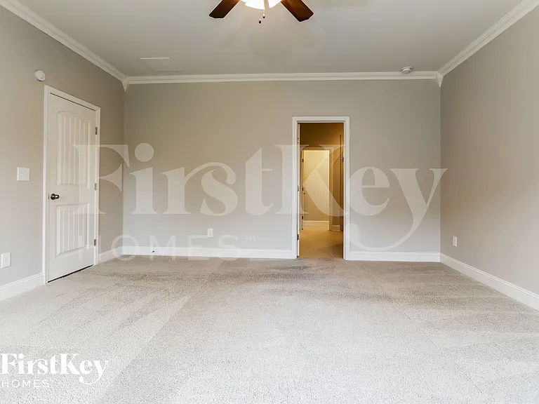 4524 Wilshire Ct — Photo 7