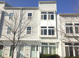 165 Commodore Cir W, Arverne, NY 11692