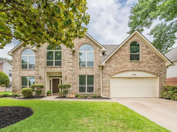 3318 Clearfield Dr, Grapevine, TX 76051