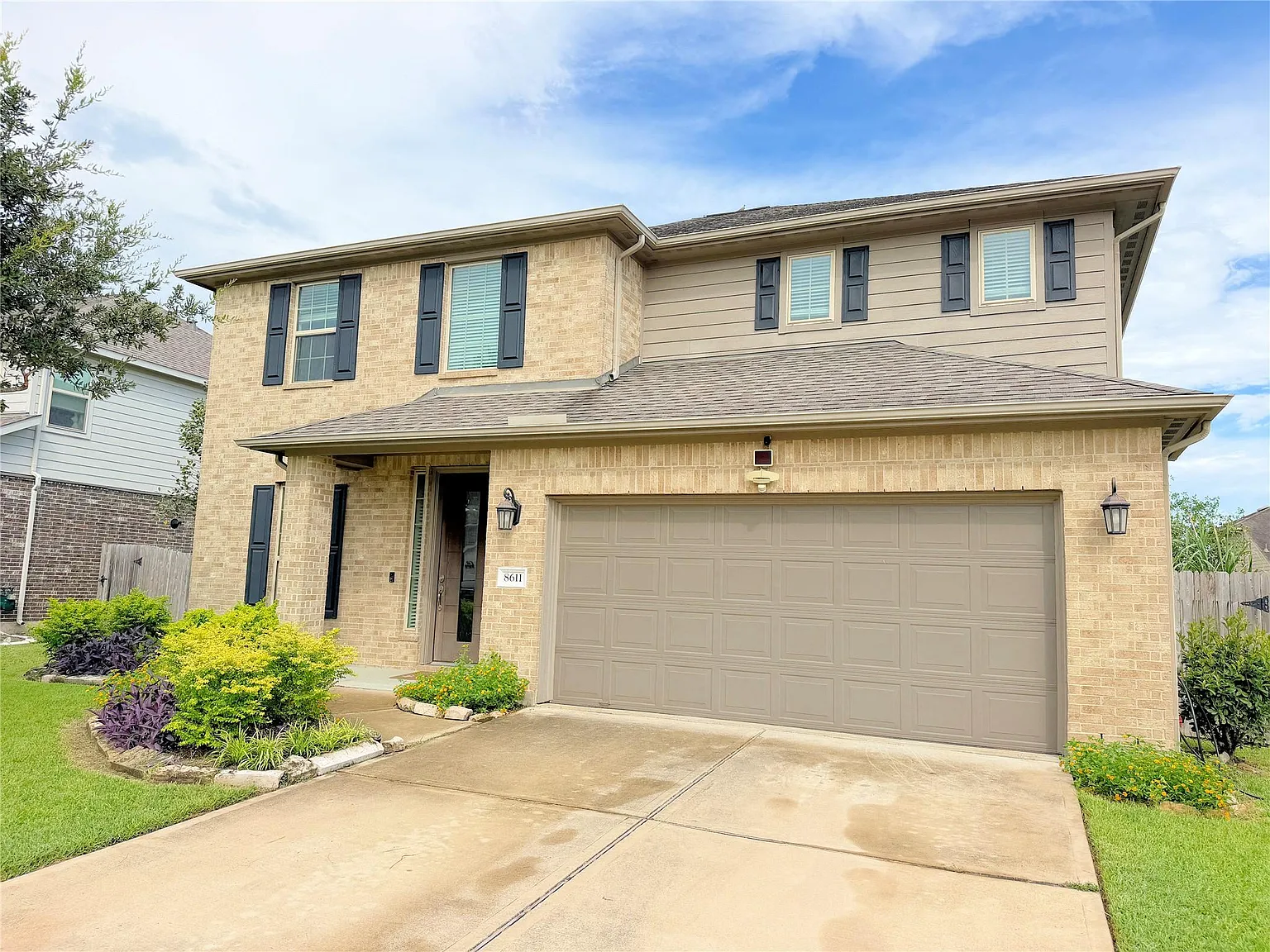 4 bed, 3.5 bath, 2529 sqft, $2,900 — Photo 2