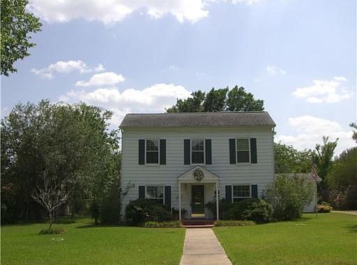 1st image of 306 Suffolk Ave