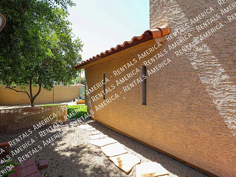 12704 N 89th Pl — Photo 64