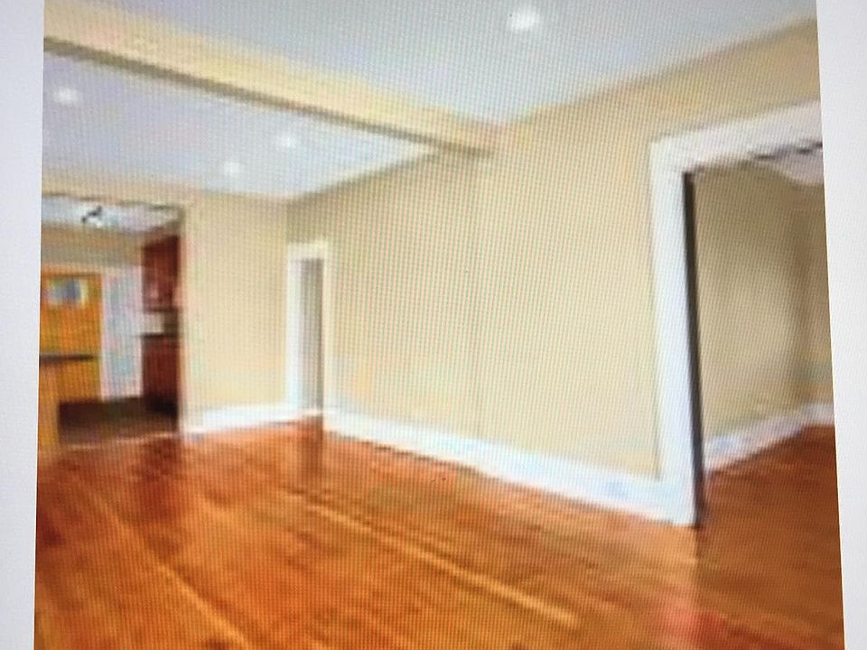 1st image of 639 W Emerson St APT B