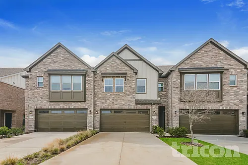 5464 Sandstone Dr Photo 1