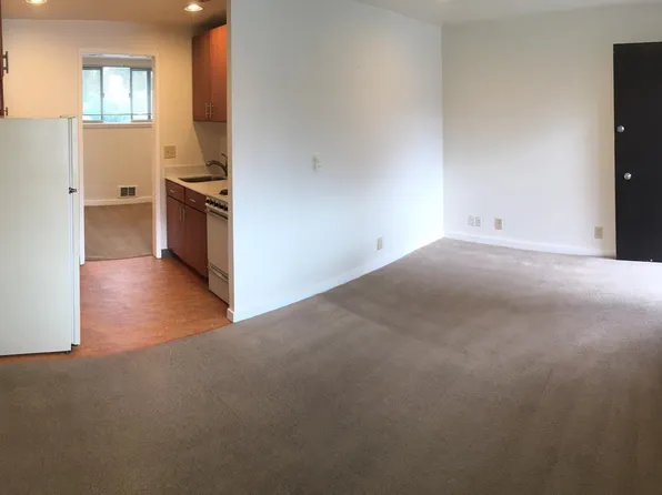 3513 NE 95th St #2, Seattle, WA 98115