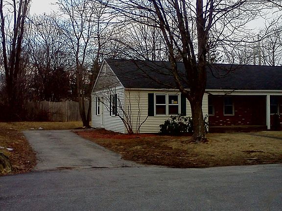 Side Entrance/Parking Spot