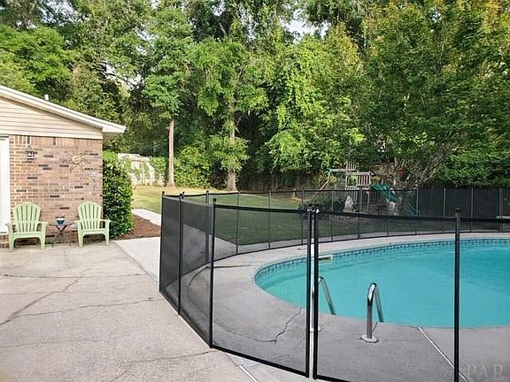 4th image of 4925 Forest Creek Dr