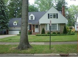 5095 Mayview Rd, Lyndhurst, OH 44124