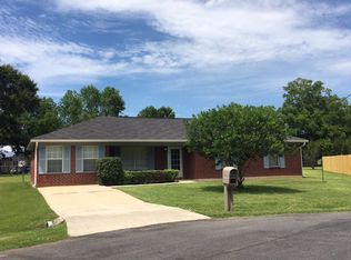 21823 Mahan Ct, Robertsdale, AL 36567