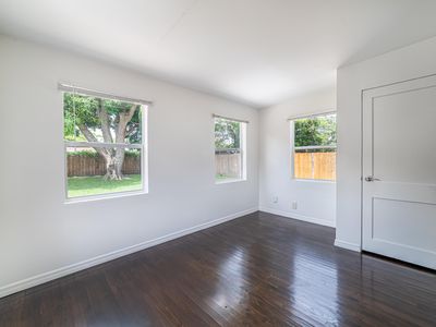 942 Sunset Road, West Palm Beach, FL, 33401