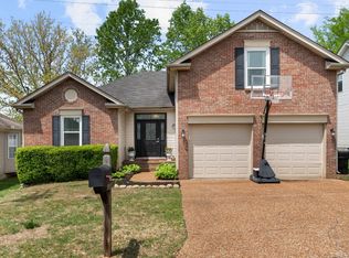 105 Cloverfield Ct, Hendersonville, TN 37075