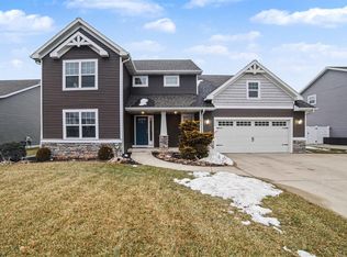 8643 Ashland Pl, Freeland, MI 48623