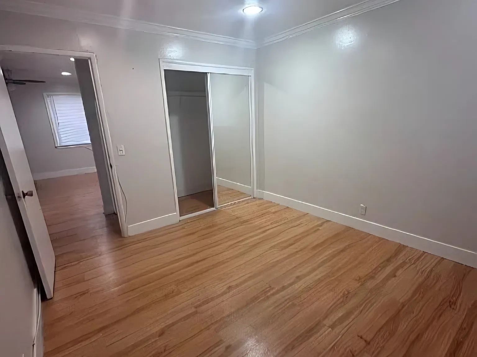 2 bed, 850 sqft, $2,650 — Photo 2