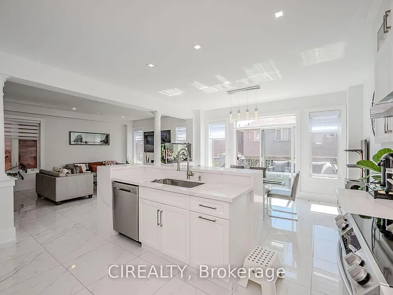 4712 Doug Wright Dr — Photo 9