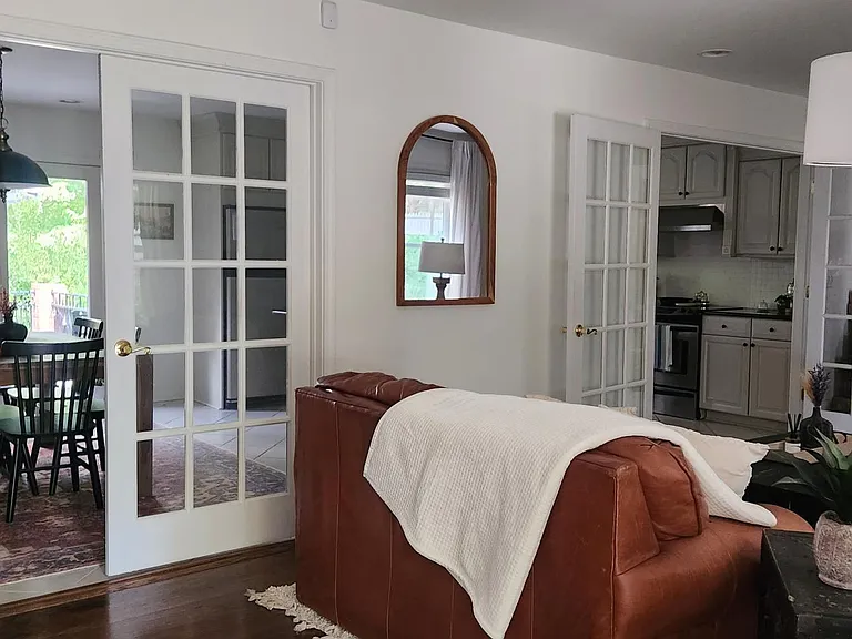 2622 Creekview Dr SW — Photo 8