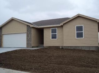 4547 W Whisperwood St, Lincoln, NE 68528