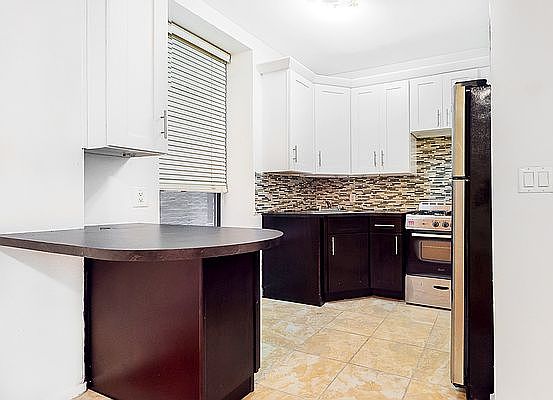 5th image of 146 W 111th St #1CZ