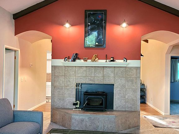 3rd image of 42386 Stetson Ct