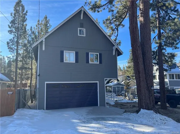 563 Edgemoor Rd, Big Bear Lake, CA 92315