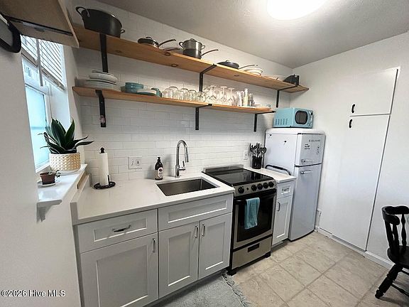 3rd image of 300 Spencer Farlow Drive #A