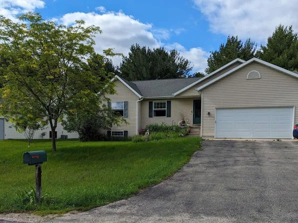 W10562 River Road, Lodi, WI 53555