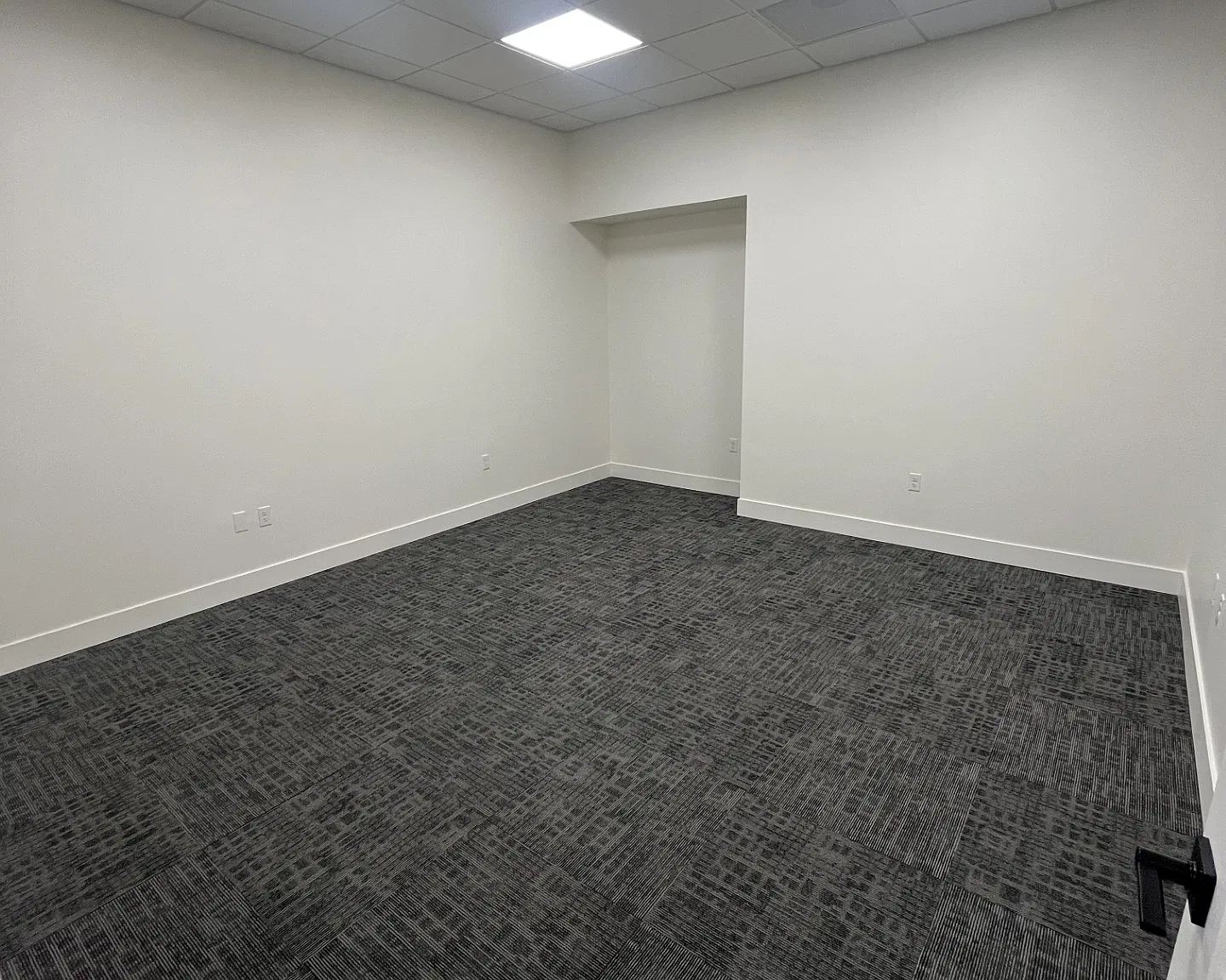 1334 Oakley Avenue - 144 — Photo 1