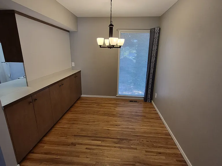 815 S 38th Street Ct #1 — Photo 4