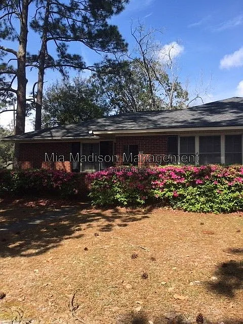 2 bed, 2.0 bath, 1136 sqft, $1,200 — Photo 2