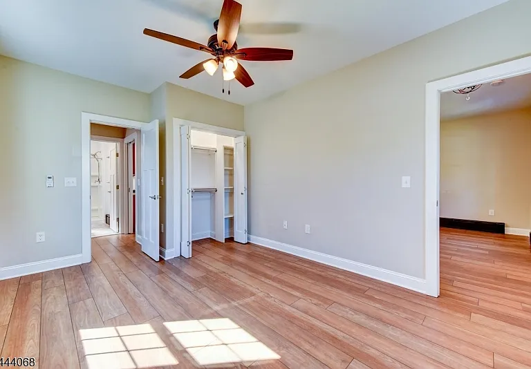 118 Bartine St — Photo 12