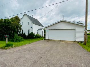 52669 Boston Rd, Hancock, MI 49930