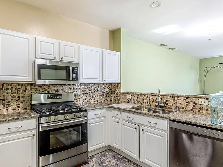 756 Woodewind Dr — Photo 9