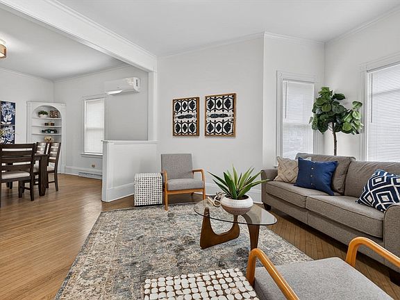 5th image of 128 Green St Unit 128
