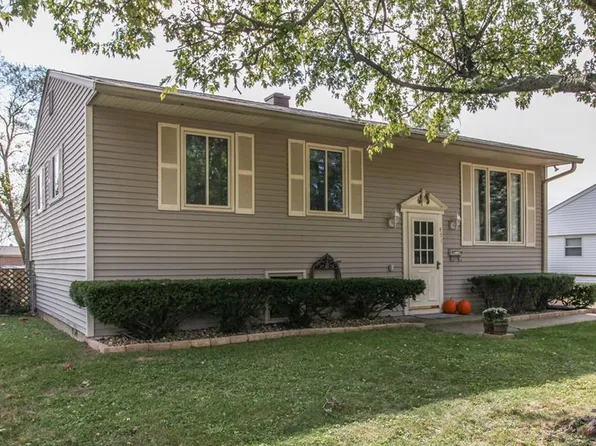 431 Northfield Dr, Mooresville, IN 46158
