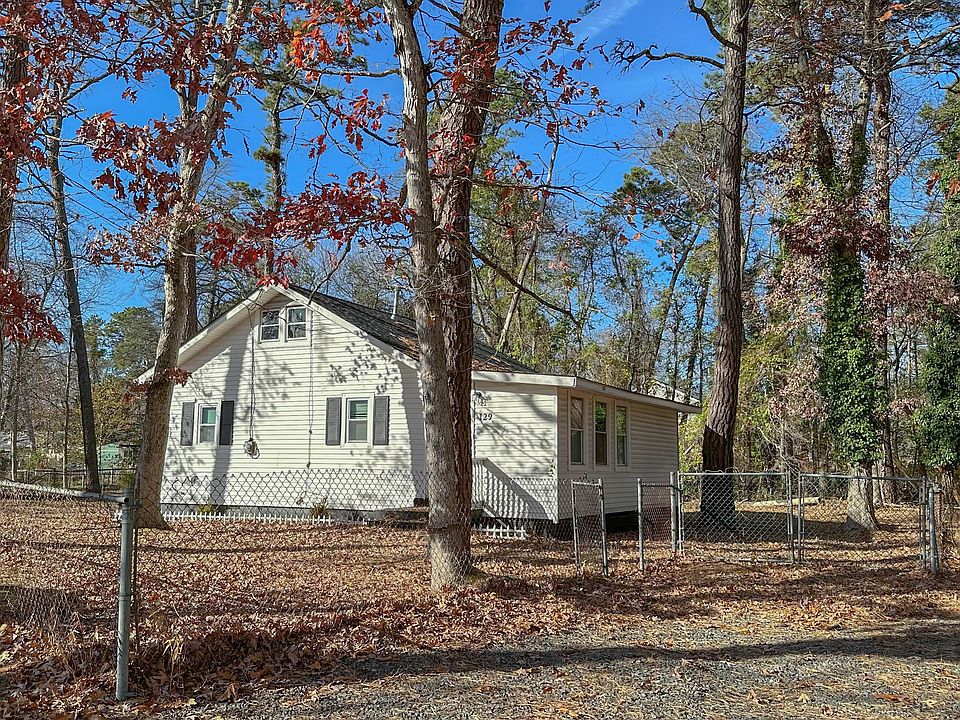 1st image of 125 Jones Way