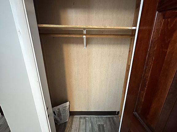 4th image of 18 Cliff St #1