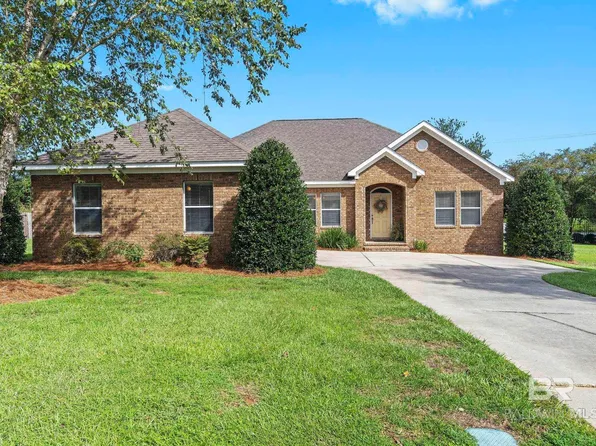134 Hawthorne Cir, Fairhope, AL 36532