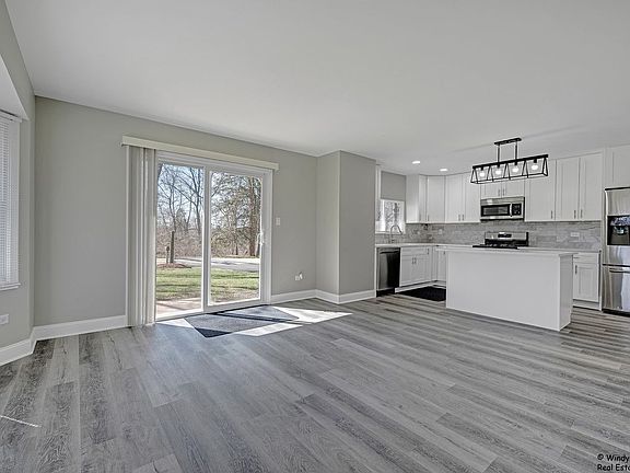 5th image of 22240 W Orchard Ln