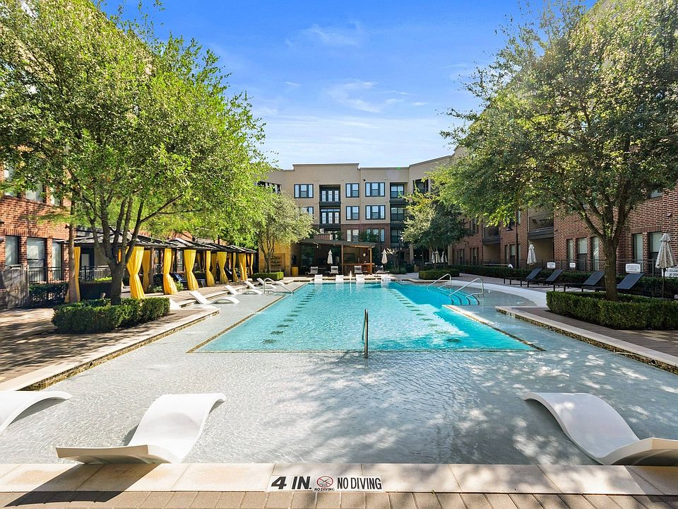 Pool with Cabanas & Sun Ledge