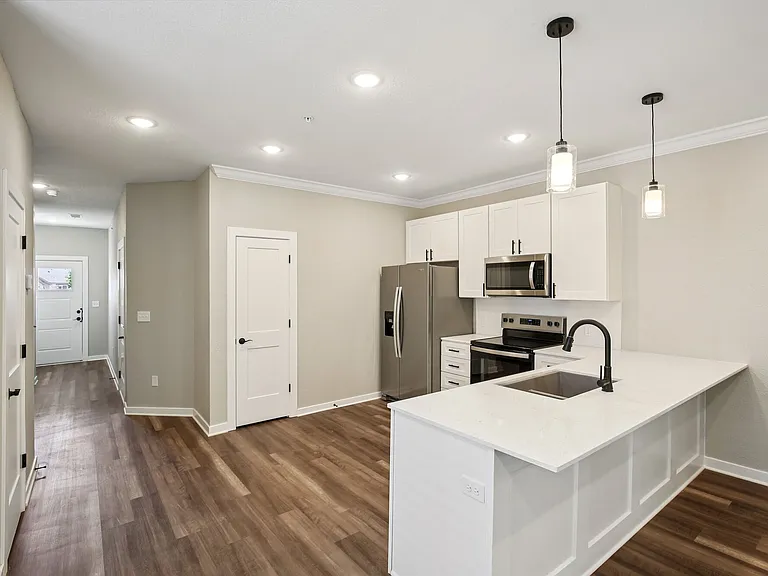 Greenwood Townhomes — Photo 92