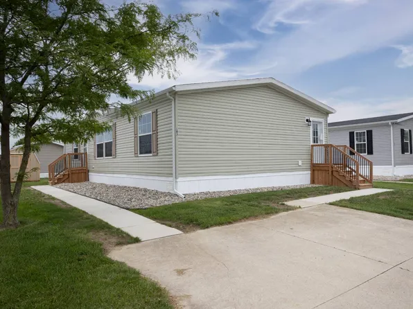 183 Newbury, Adrian, MI 49221