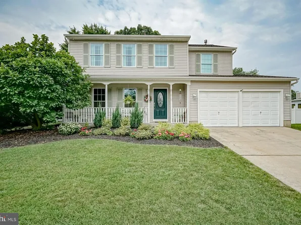 25 Oakton Dr, Mantua, NJ 08051